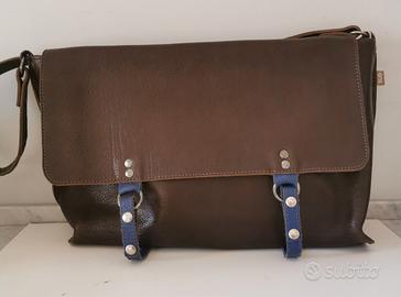 Sud borsa cartella i cuoio marrone e dettagli blu