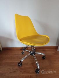 Sedia per scrivania con rotelle