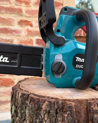 MOTOSEGA MAKITA DUC256C