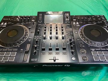 Pioneer XDJ-XZ CONSOLE