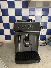 Macchina da caffè automatica con touch screen