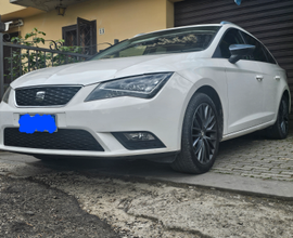 SEAT Leon Sportstourer DSG TGI Connect