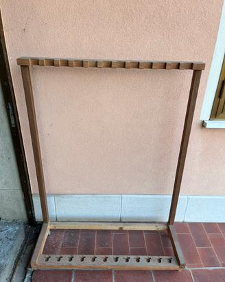 Struttura in legno porta archi da tiro a segno