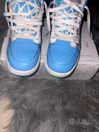 Modello: Air Jordan 1 Mid