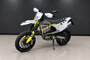 husqvarna-701-supermoto-my22-2021-2022-