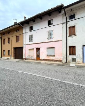 CASA DI CORTE A CODROIPO