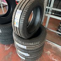 4 GOMME Michelin Agilis 3 NUOVE