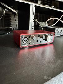 FOCUSRITE 3rd gen + Microfono a Condensatore
