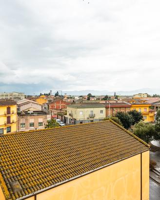 Quadrivano con posto auto cucina abitabile
