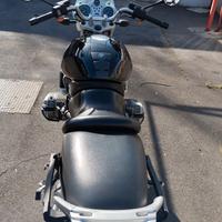 BMW R850R