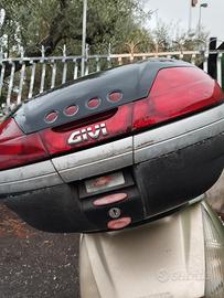 Bauletto scooter 47 LT GIVI completo di piastra pe