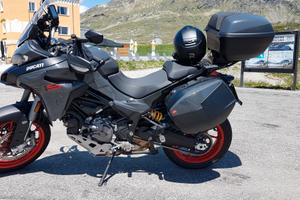 Ducati multistrada v2s