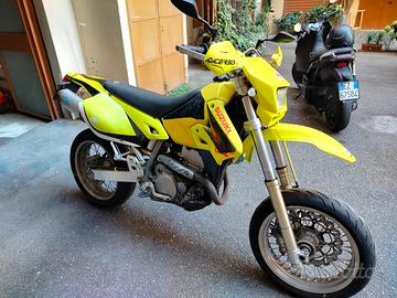 Suzuki DR-Z 400 E VALENTI racing
