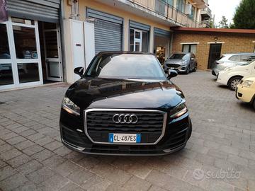 Audi Q2 30 TDI Business