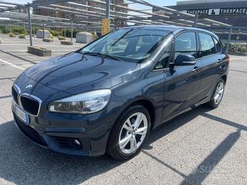 Bmw 2er Active Tourer 218d Luxury