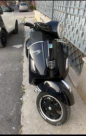 Vespa gts 300 super sport