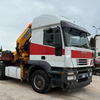 Trattore Stradale Iveco Stralis,con gru Effer 325