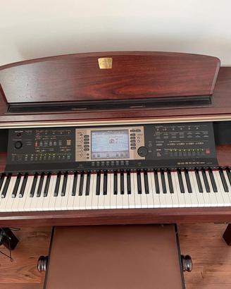 Yamaha Clavinova CVP-208 