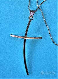 CATENINA IN ORO BIANCO E CROCE STILIZZATA