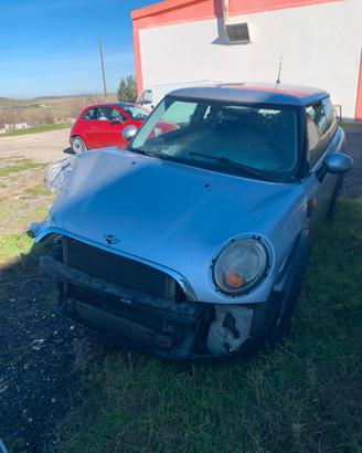 auto mini Cooper 1600 diesel 