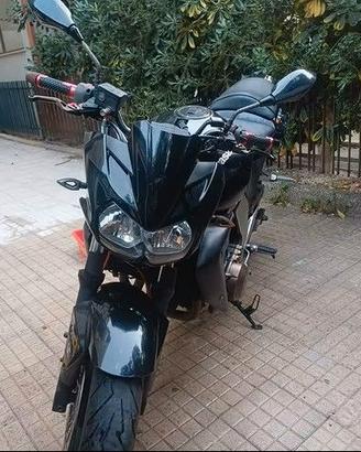 kawasaki Z750 2005 2000€