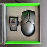 Razer Viper Ultimate  da gaming con Dock