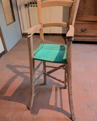 Seggiolone legno antico