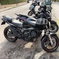 Yamaha FZ6 600 Nero Opaco – Gomme Nuove – Targa Po