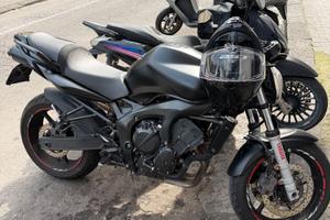 Yamaha FZ6 600 Nero Opaco – Gomme Nuove – Targa Po
