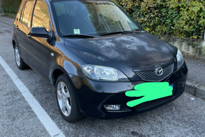 Mazda 2 (2005) benzina