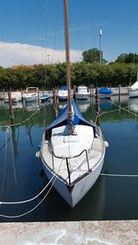 Barca a vela Fibocon Sturgeon (olandese)