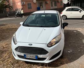 FORD Fiesta 6ª serie - 2014