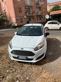 FORD Fiesta 6ª serie - 2014