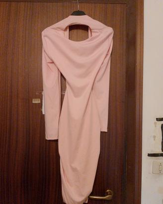 vestito da donna rosa 