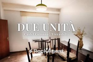 Appartamento di 309 m² con 5 locali a Trecastelli