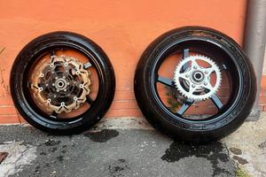 Set Cerchi Marchesini 5 razze Yamaha R1 (04-06)