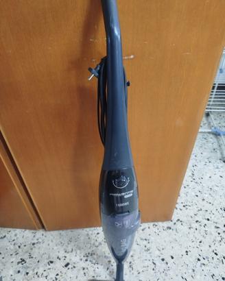 scopa elettrica Rowenta, con filo