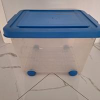 Contenitore in plastica con ruote integro