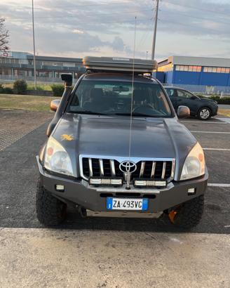 Toyota land cruiser 120 prado
