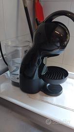 Macchina x caffè espresso Dolce Gusto