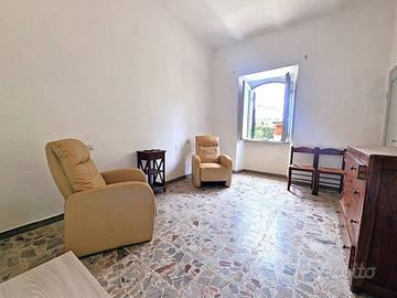 Appartamento di 65 m² con 4 locali e box auto a Sa