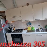 Cucina lineare completa perfetta