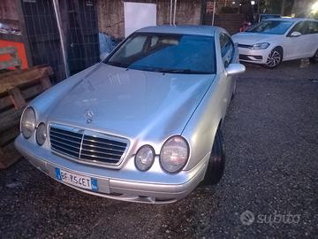Mercedes CLK coupe'