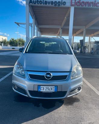 Opel Zafira 1.9 16V CDTI 150CV Cosmo