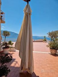 Bourges Ombrellone in legno massello