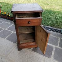 Comodino anni 20