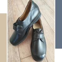 Scarpe adatte per uso ortopedico 