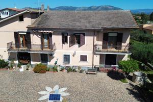 PORZIONE DI BIFAMILIARE A VALMONTONE