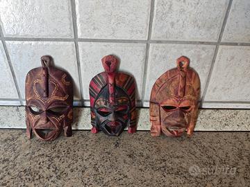maschere tribali legno provenienti dal Kenia 