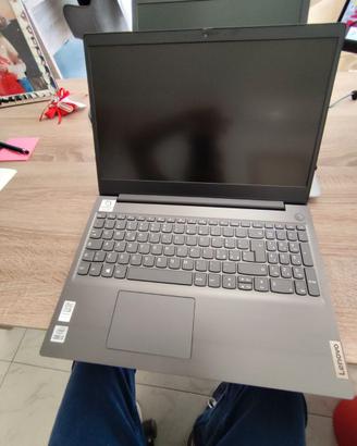LENOVO NOTEBOOK v15 g1 m